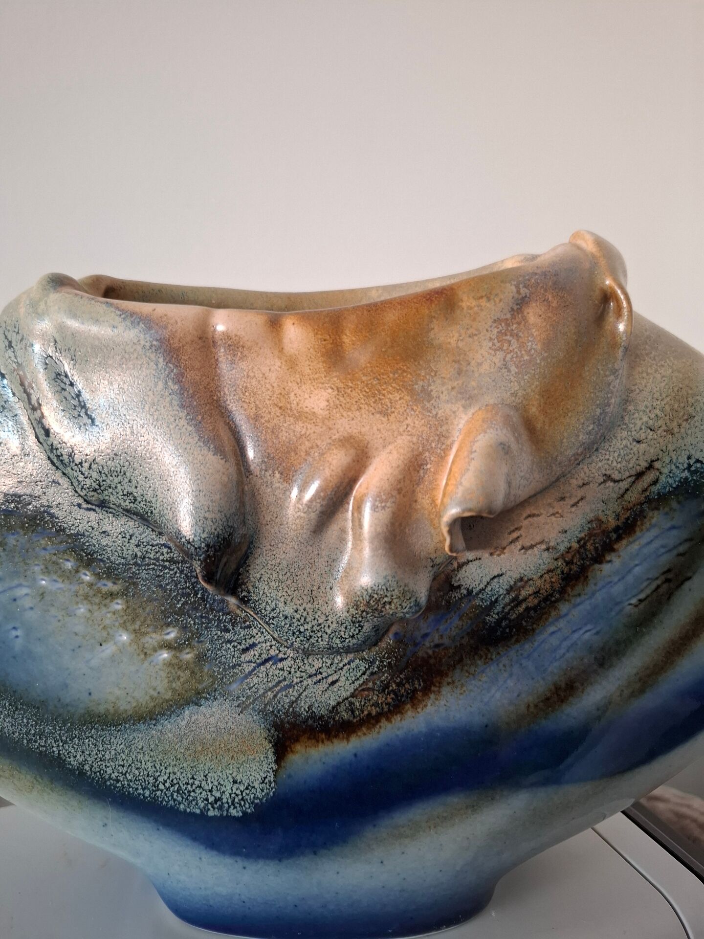 Art vase in raku pottery signed by Tony Evans.