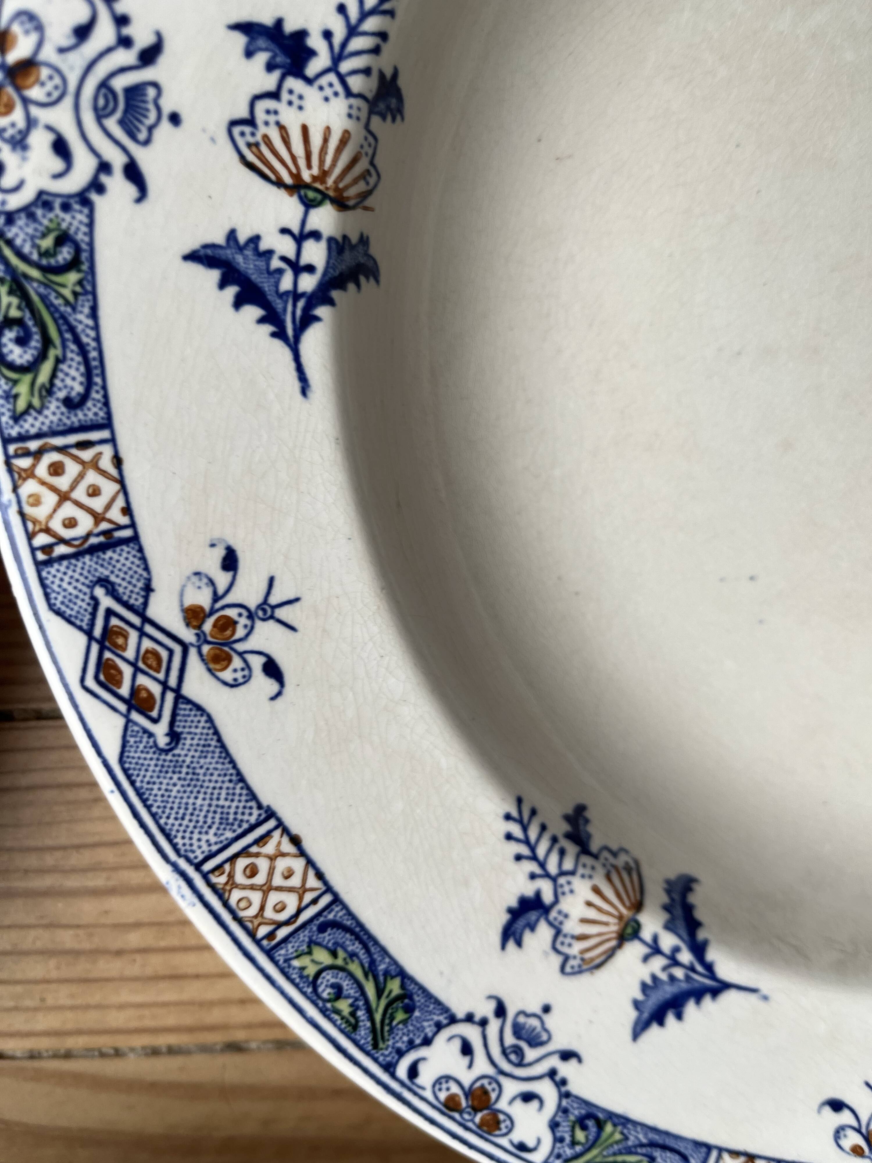 3 old crockery dishes, manufactures of St Amand, Emile Bourgeois and HB& Cie