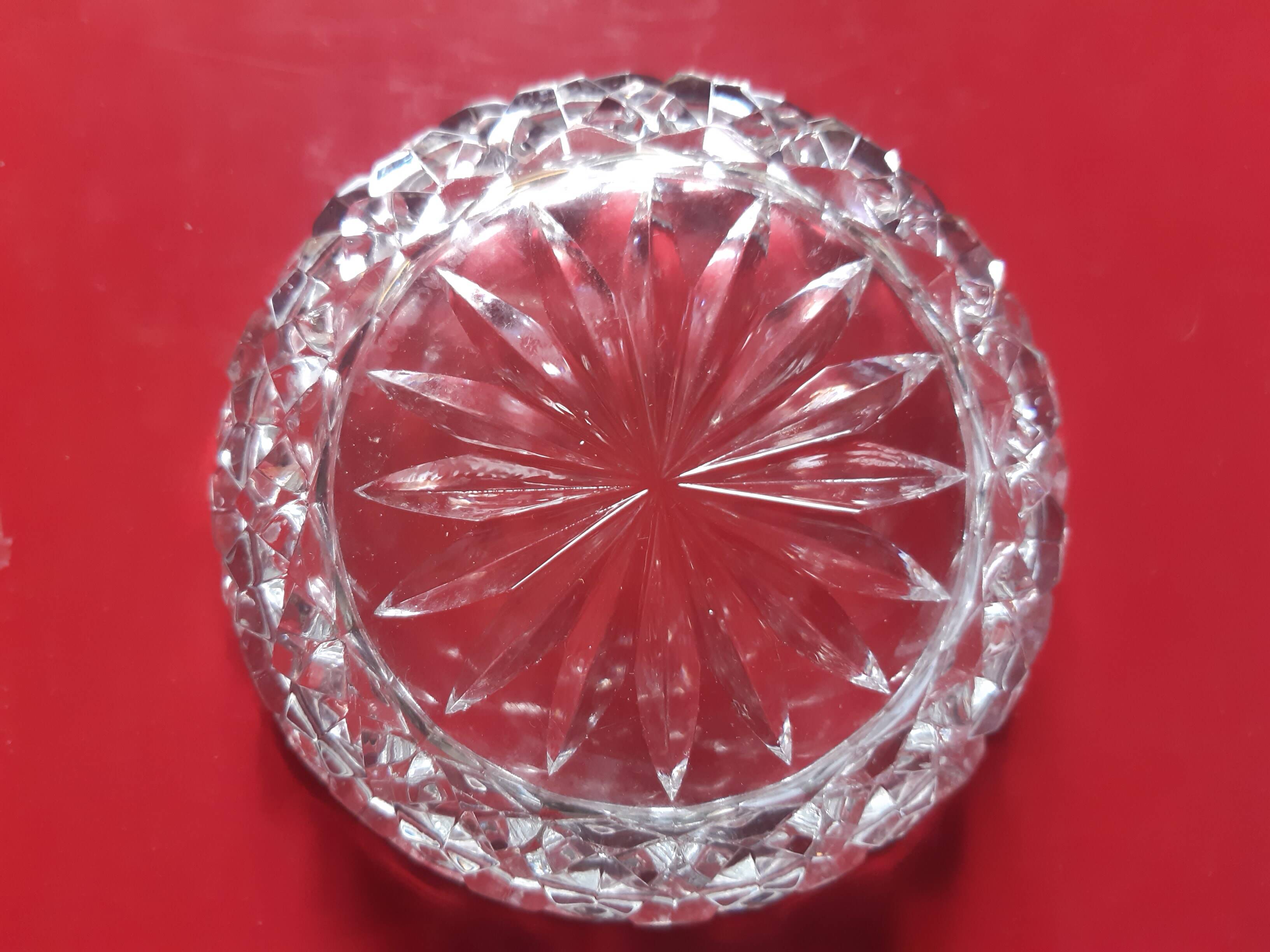 Bonbonnière, cut glass trinket dish.