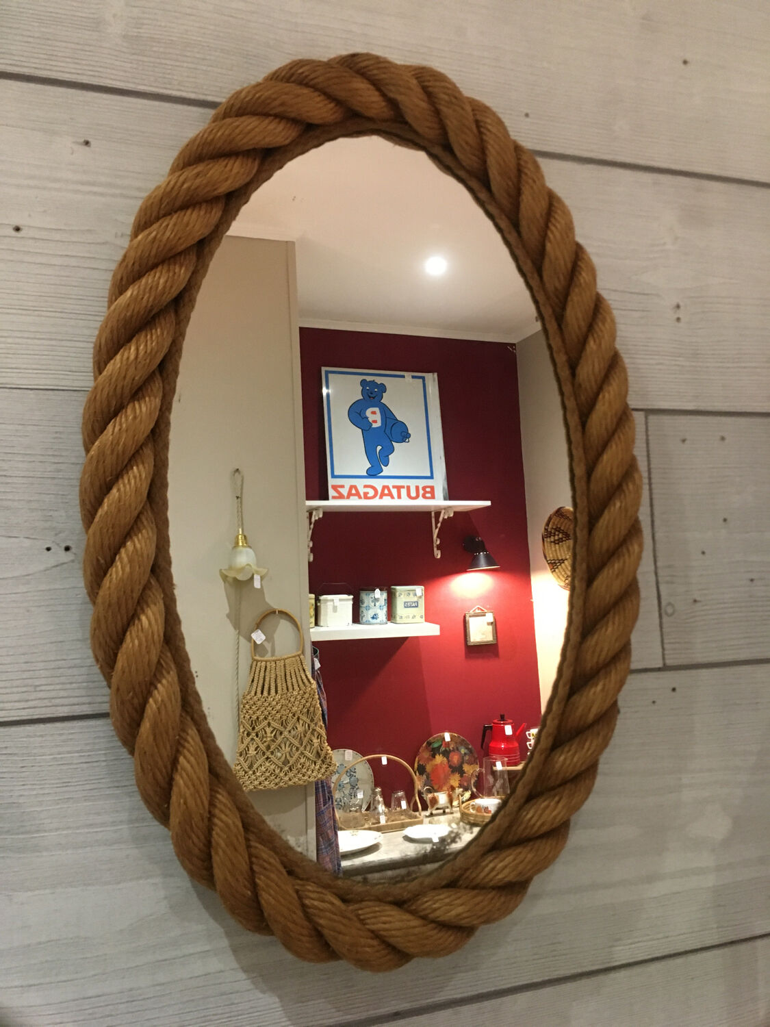Oval rope mirror