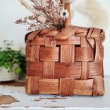 Vintage basket in natural fibers