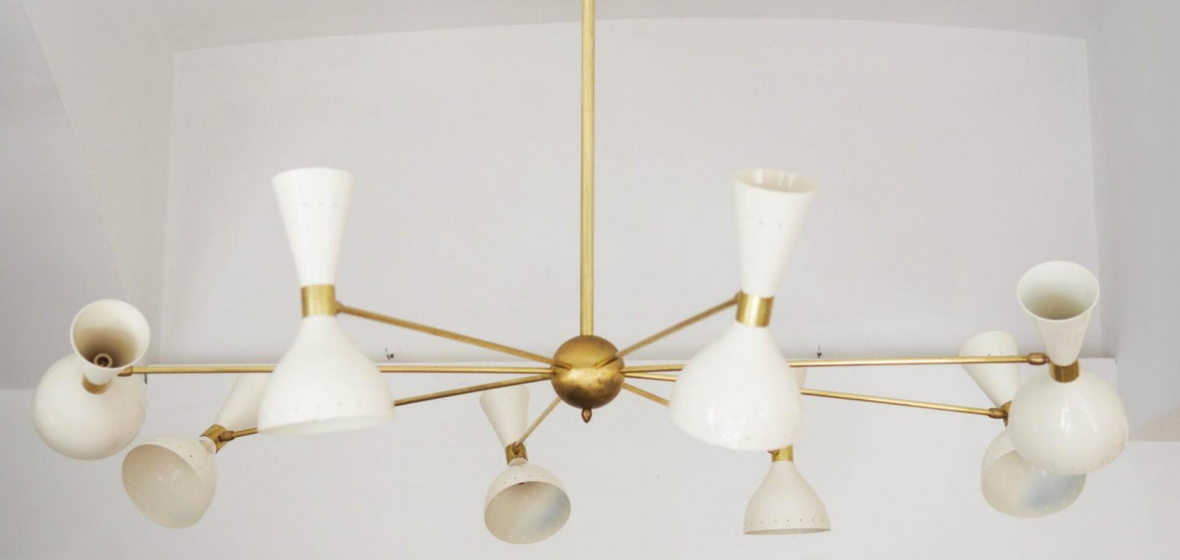 Chandelier in the style of the Italian creations of the 50s