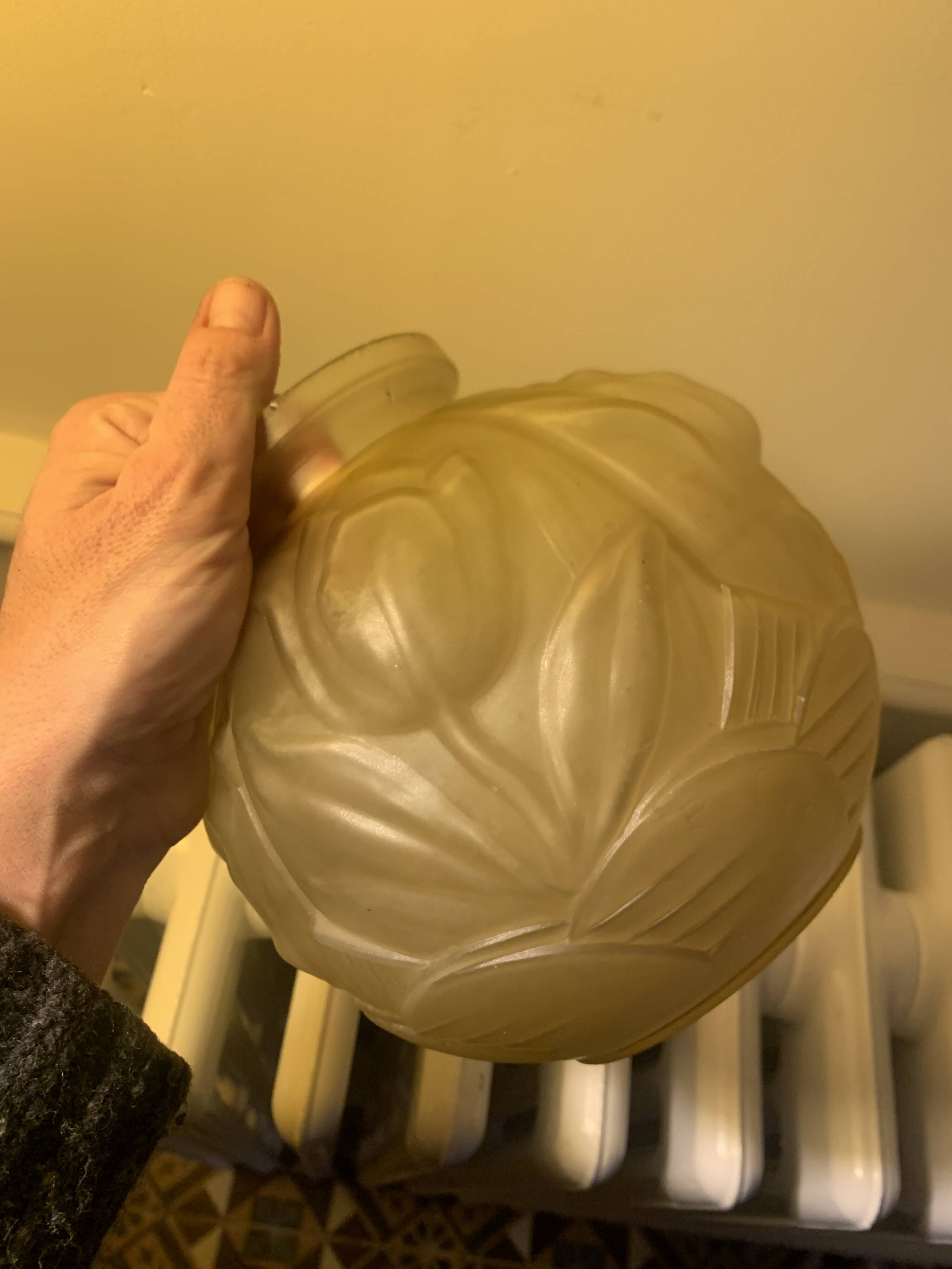 Art Deco ball vase decorated with tulips