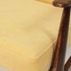 Fauteuil vintage pastel jaune velours côtelé et repose - pieds