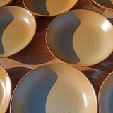 Deep stoneware plate