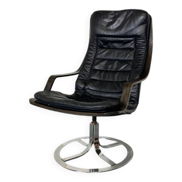Chaise pivotante suédoise du milieu du siècle de Göte Möbler, années 1970