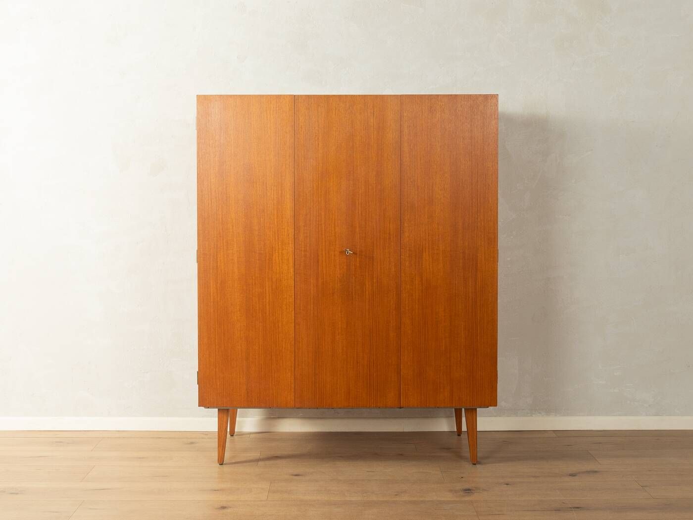 Meuble bar de style mid-century