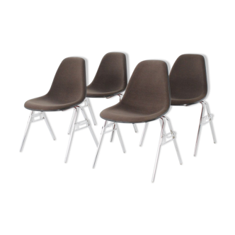 Set of 4 side chairs by Charles & Ray Eames for Herman Miller