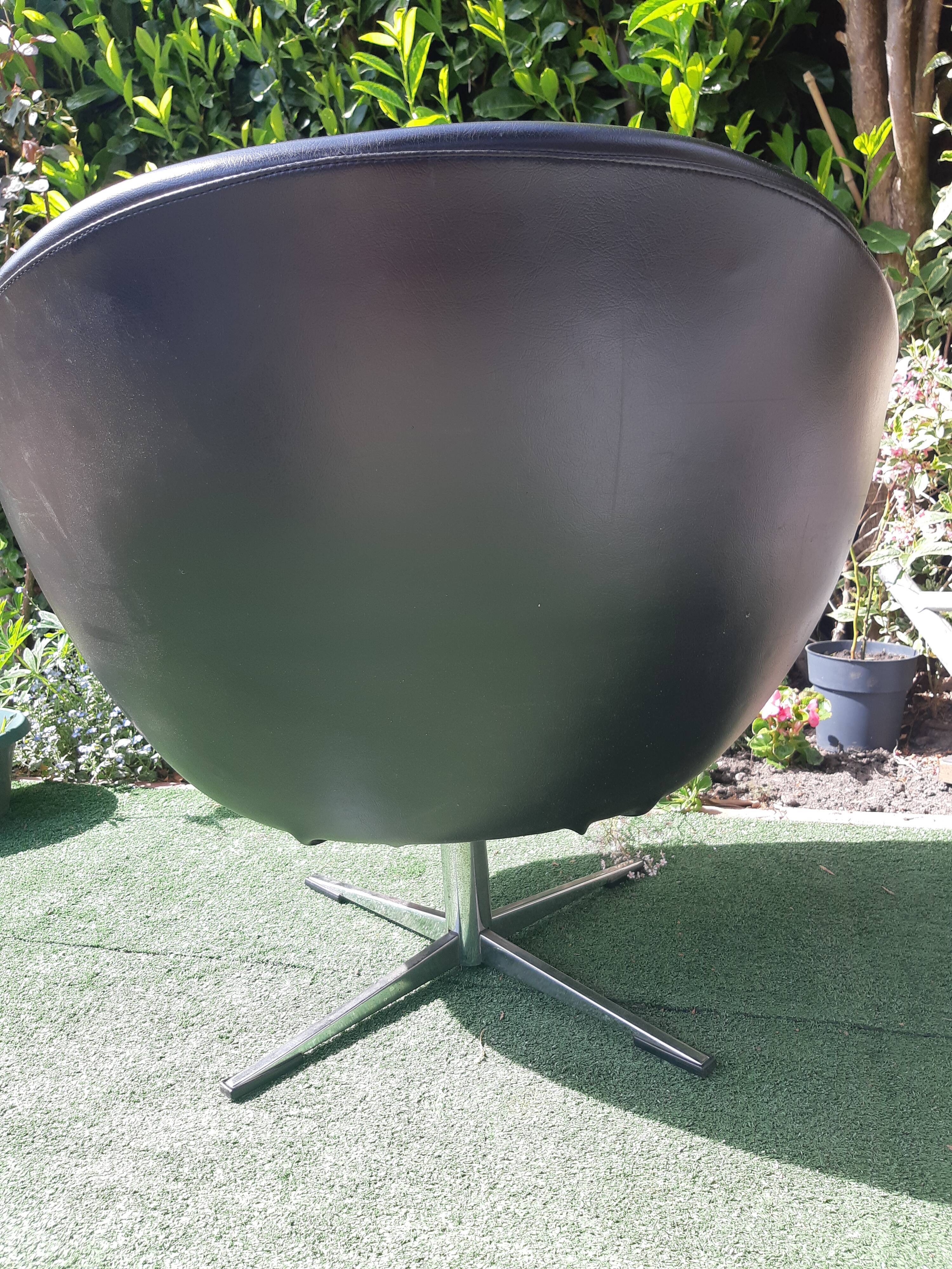 Vintage swivel armchair