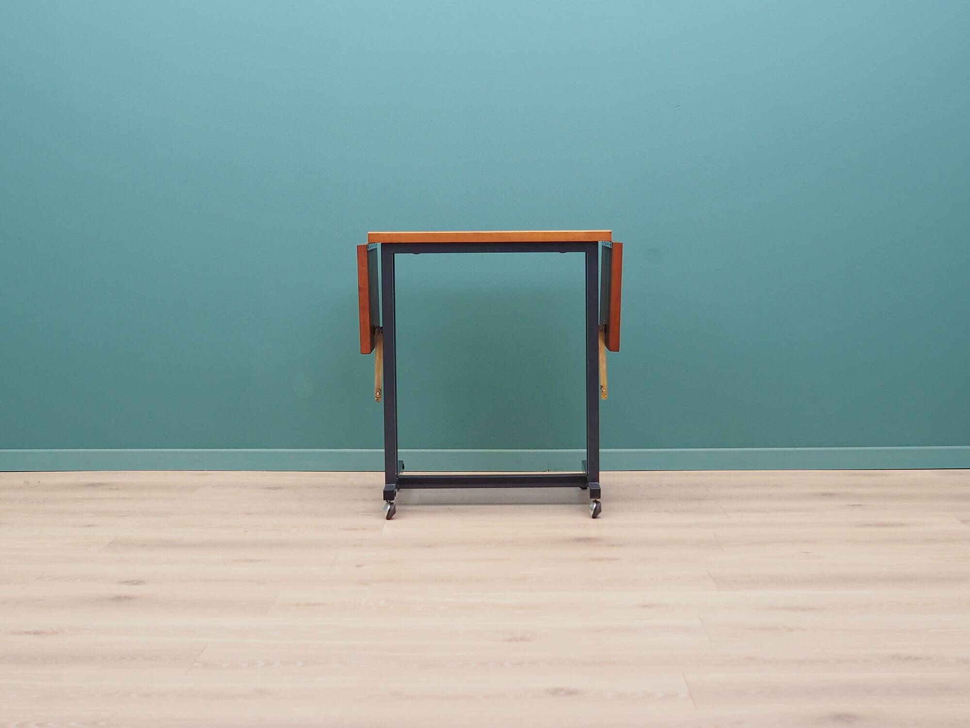 Trolley table, Danish design, 1970s, production: Labofa Møbler