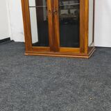 Vitrine de chêne millésimé