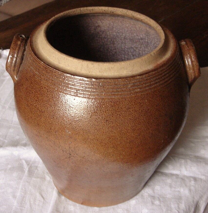 Terracotta pot