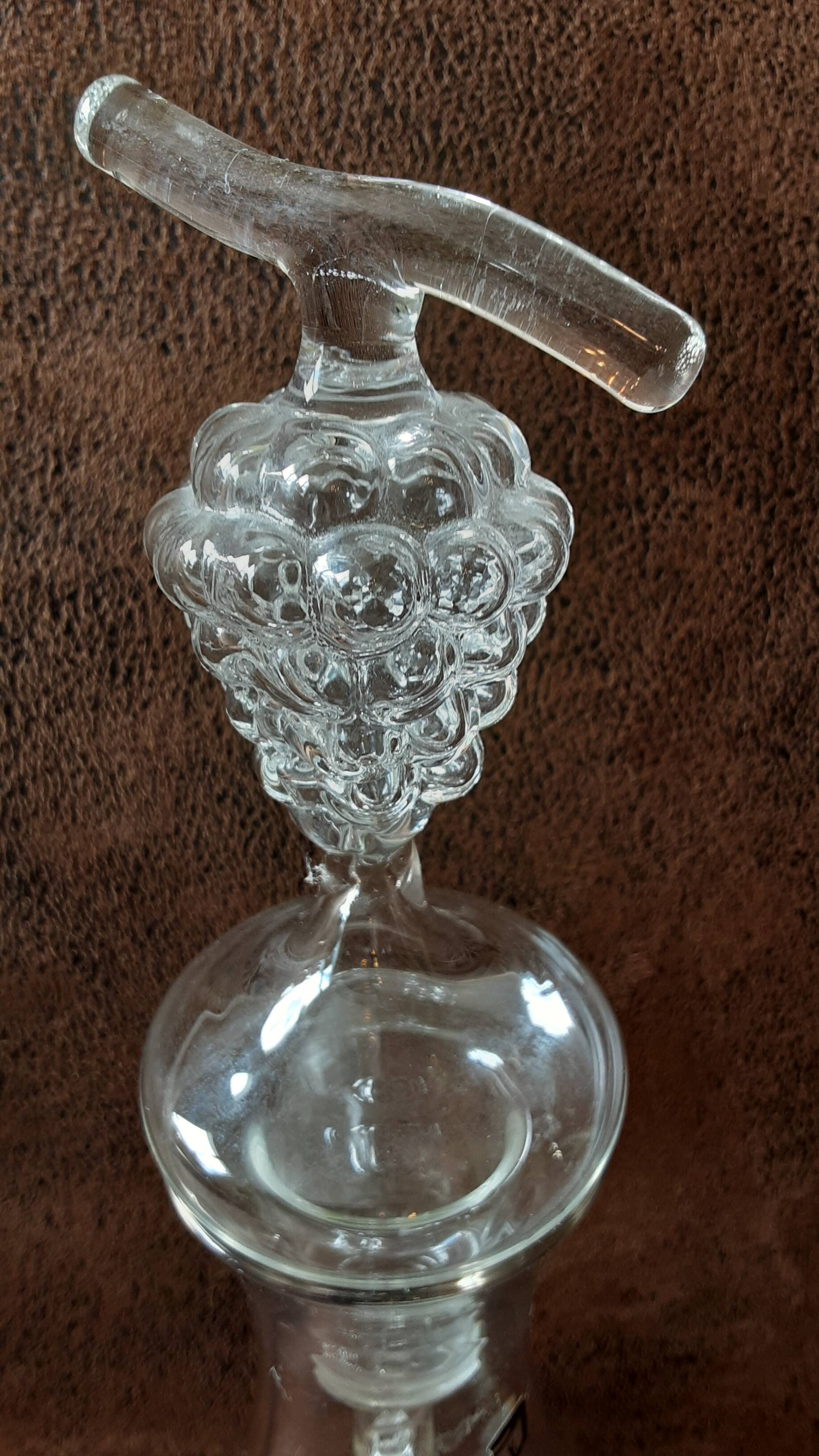 Crystal decanter