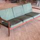 Canapé scandinave par Grete Jalk pour France & Son circa 1960