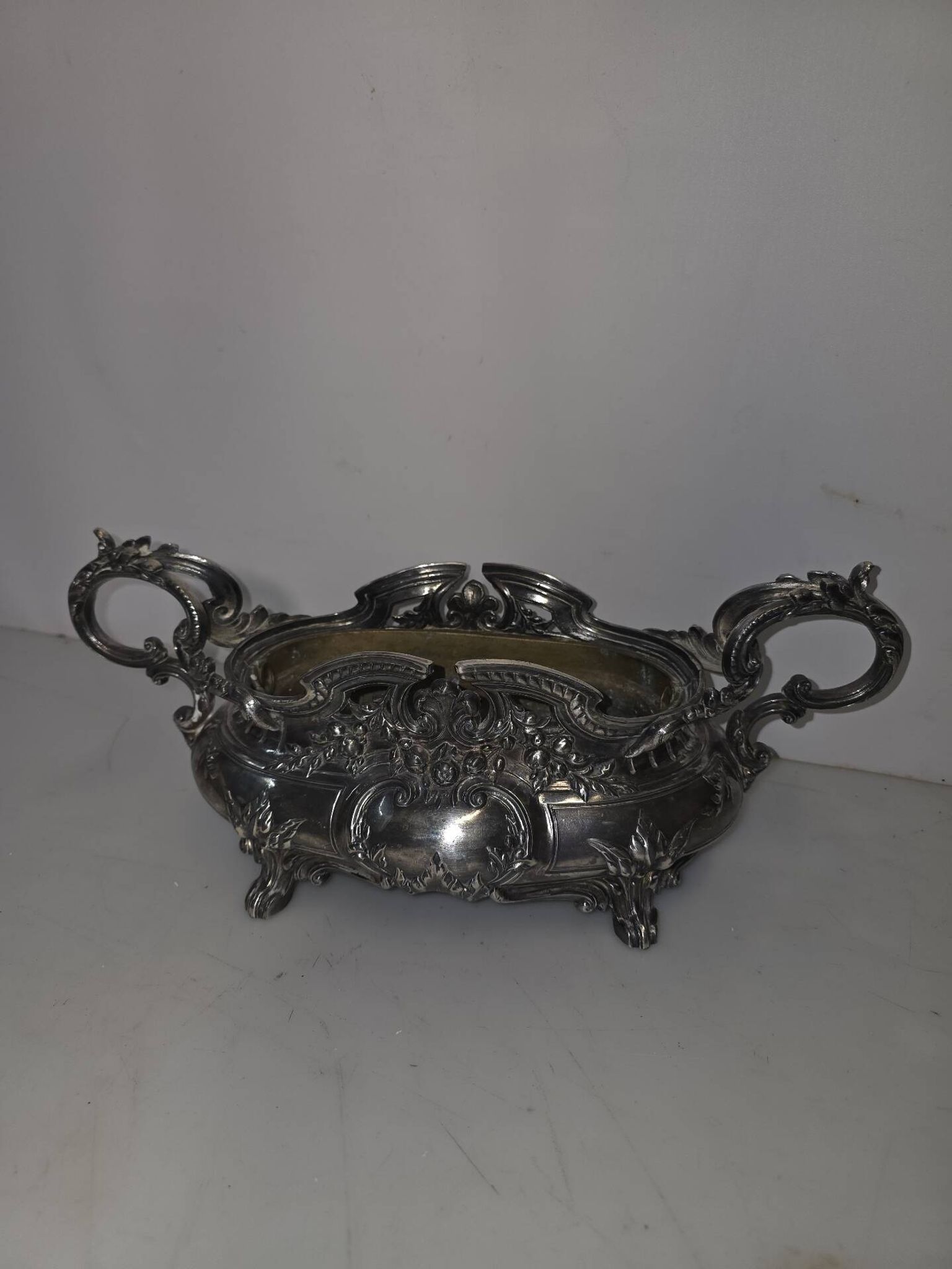 Silver-plated jardinière centrepiece in Louis XV style