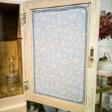 Pink bathroom cabinet