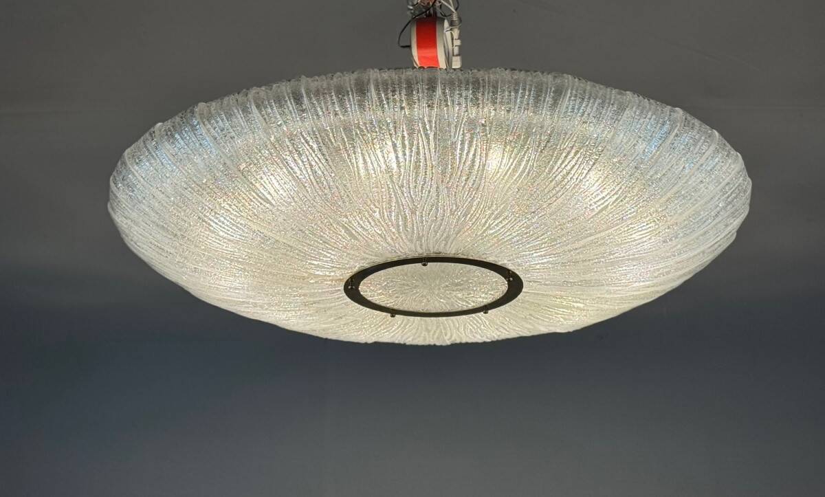 Important glass and brass chandelier, Venini circa 1960, one pair available