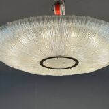 Important lustre en verre et laiton, Venini vers 1960, une paire disponible