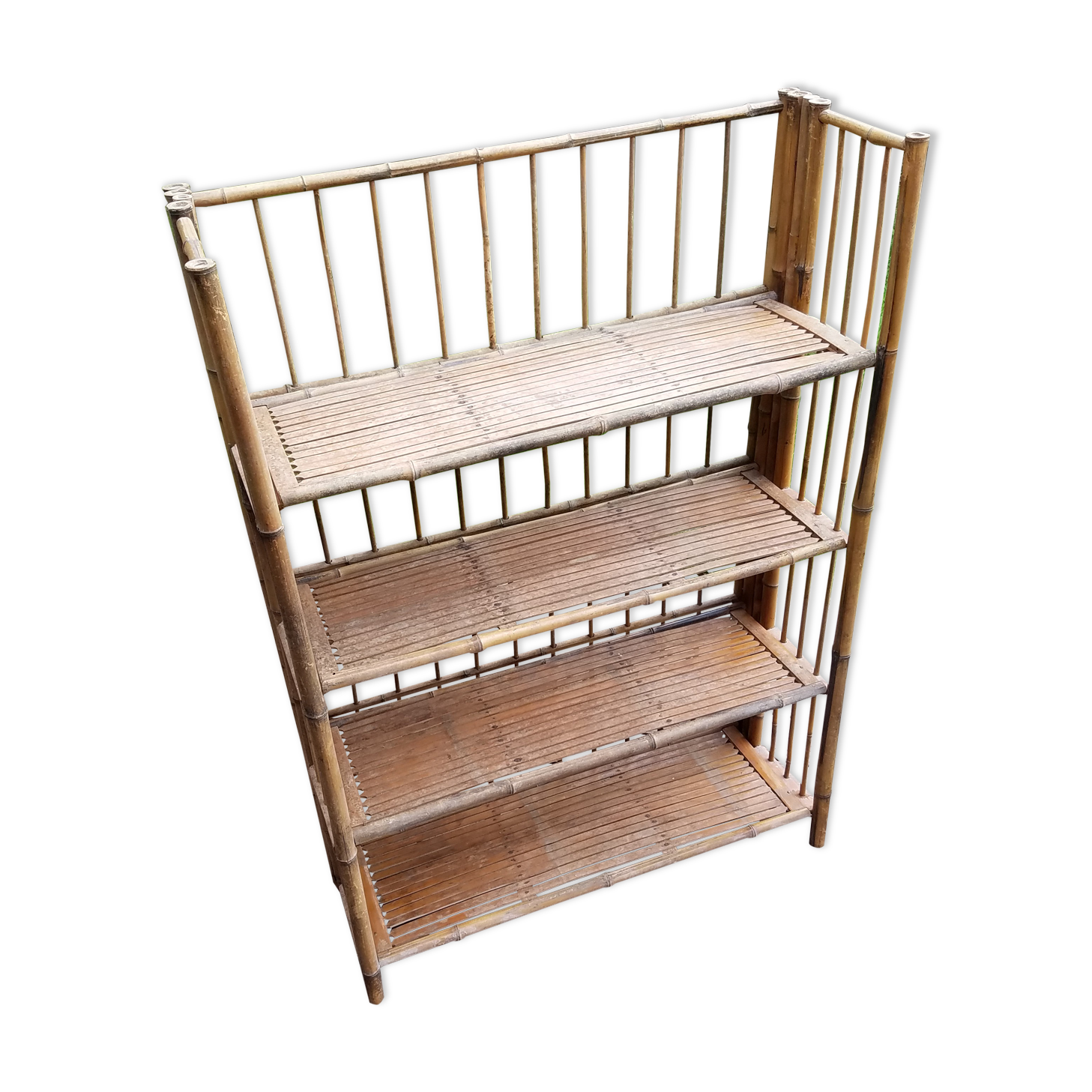 Bamboo shelf, foldable