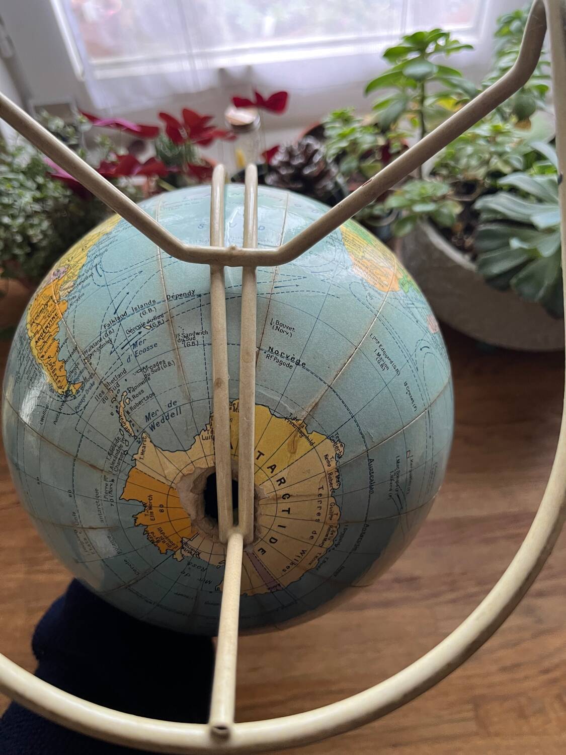 Globe terrestre Girard et Barrere