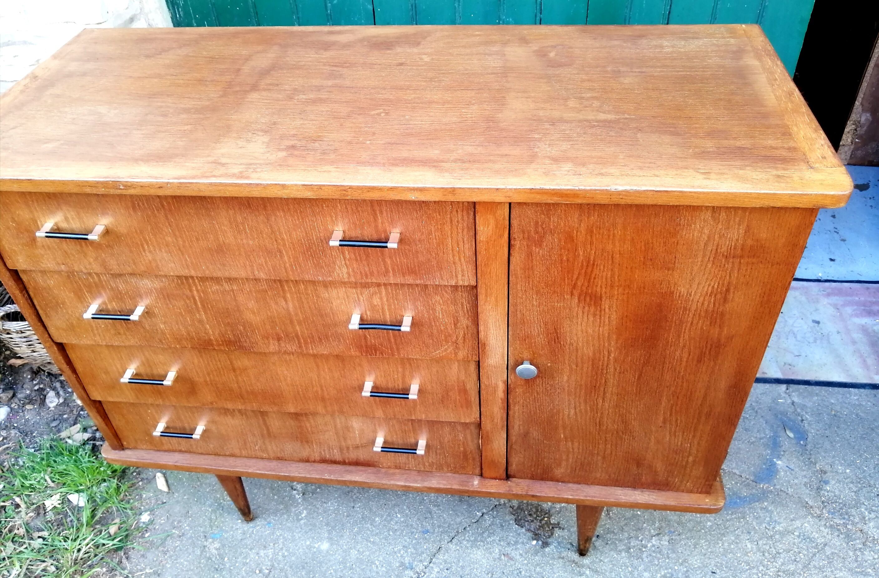 60s dresser