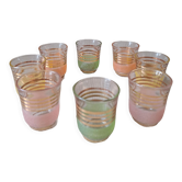 Suite de 8 verres granité