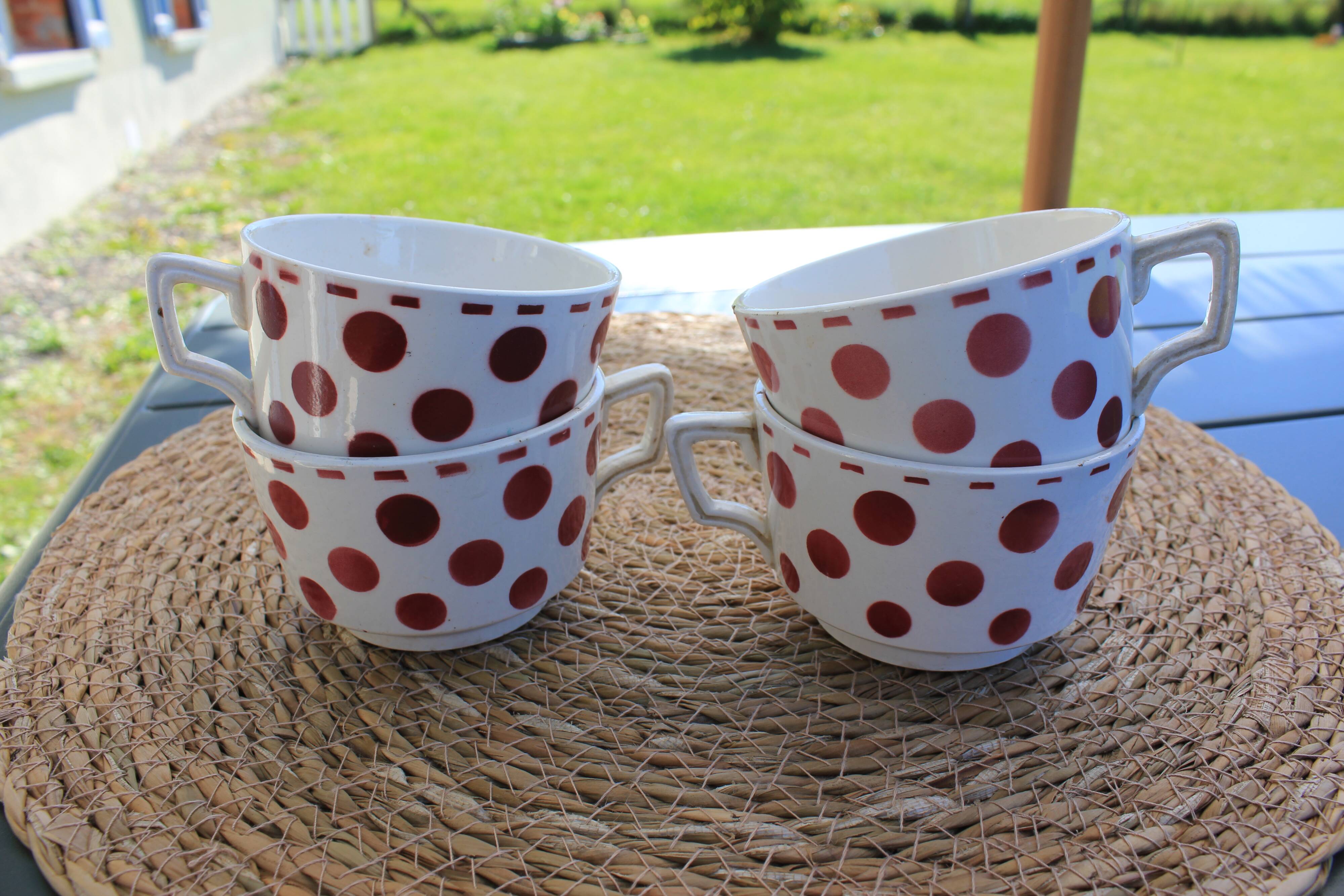 Set of 4 burgundy polka dot coffee cups Digoin Sarreguemines