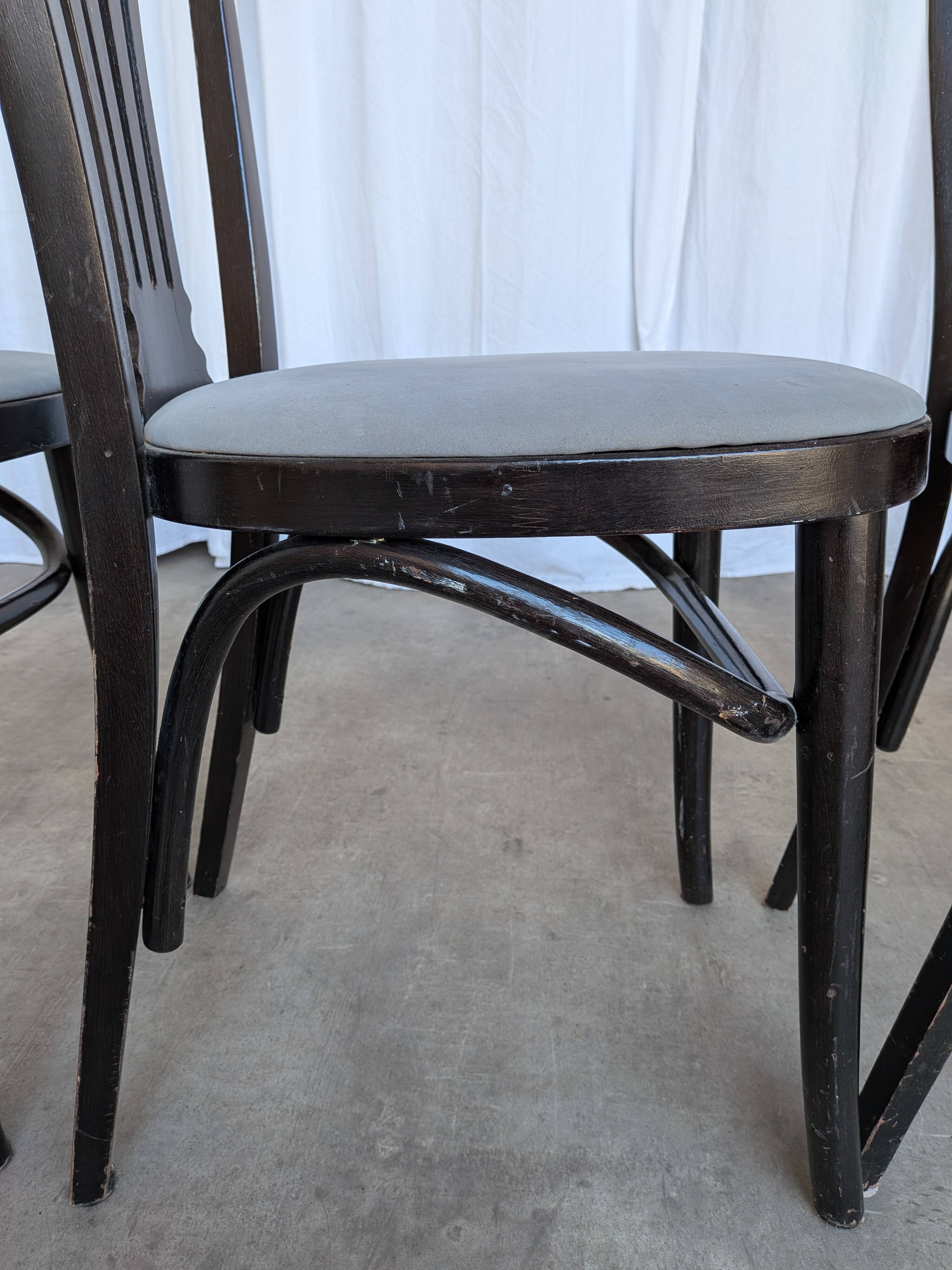 Chaises de salle à manger STOL Kamnik vintage : ensemble de 4 des années 1970, style moderne du milieu du siècle.