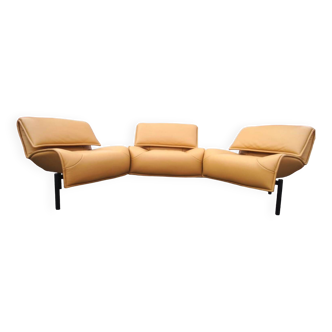 Camel leather sofa model Veranda Cassina