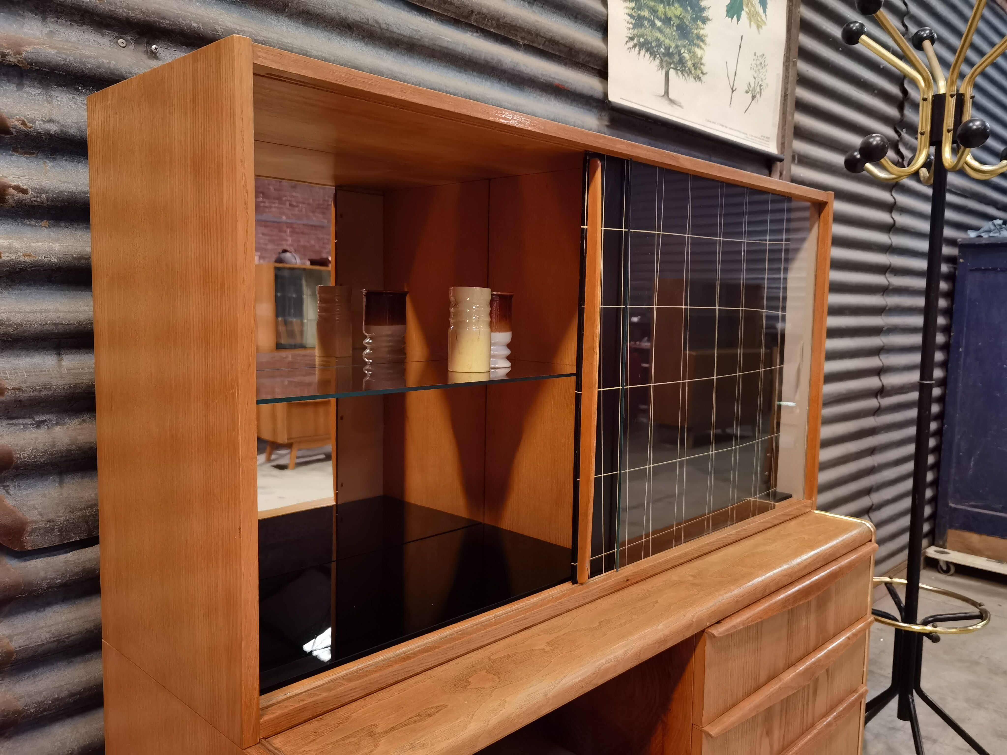 Buffet U372 / 386 Bohumil Landsman and Hubert Nepožitek for Jitona Soběslav