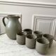 Service pitcher and its 6 matching cups of vintage sandstone