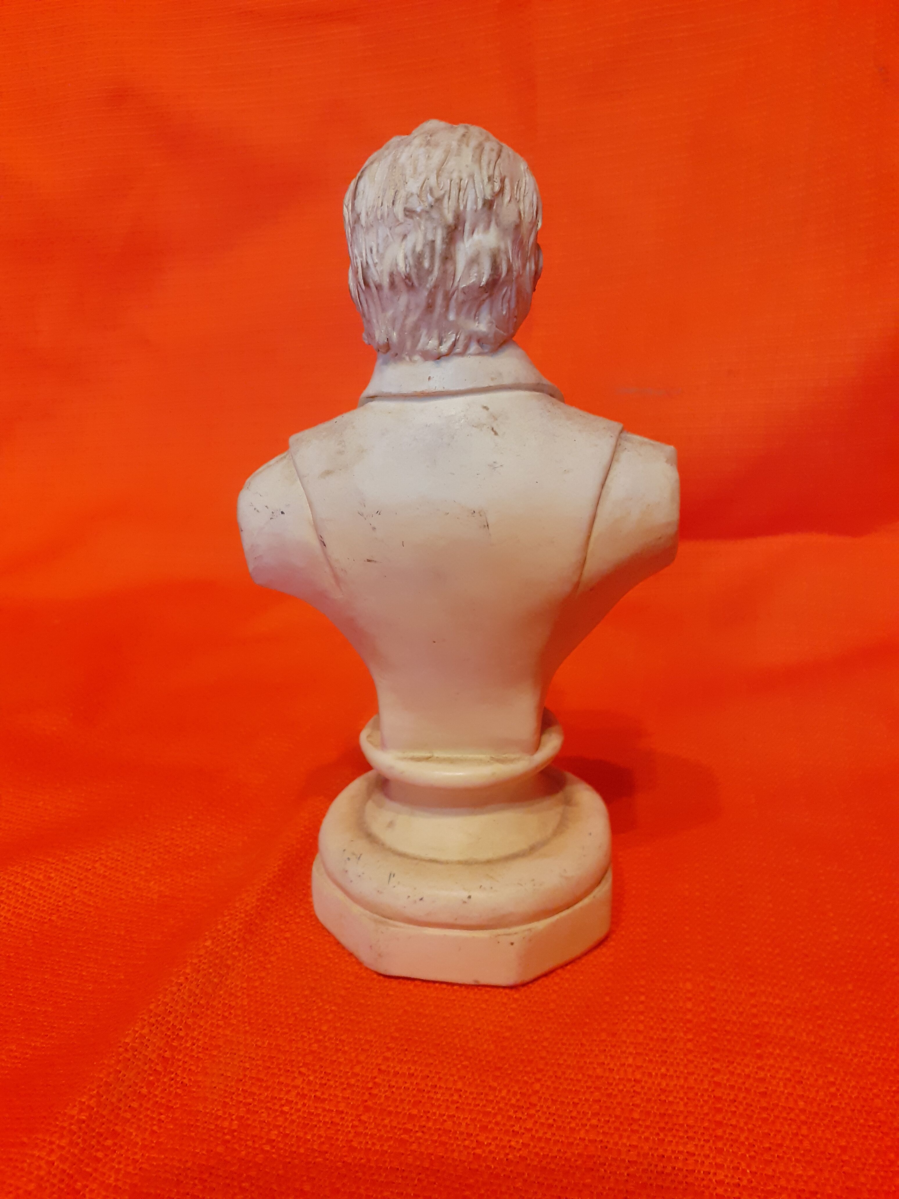 Buste Victor Hugo