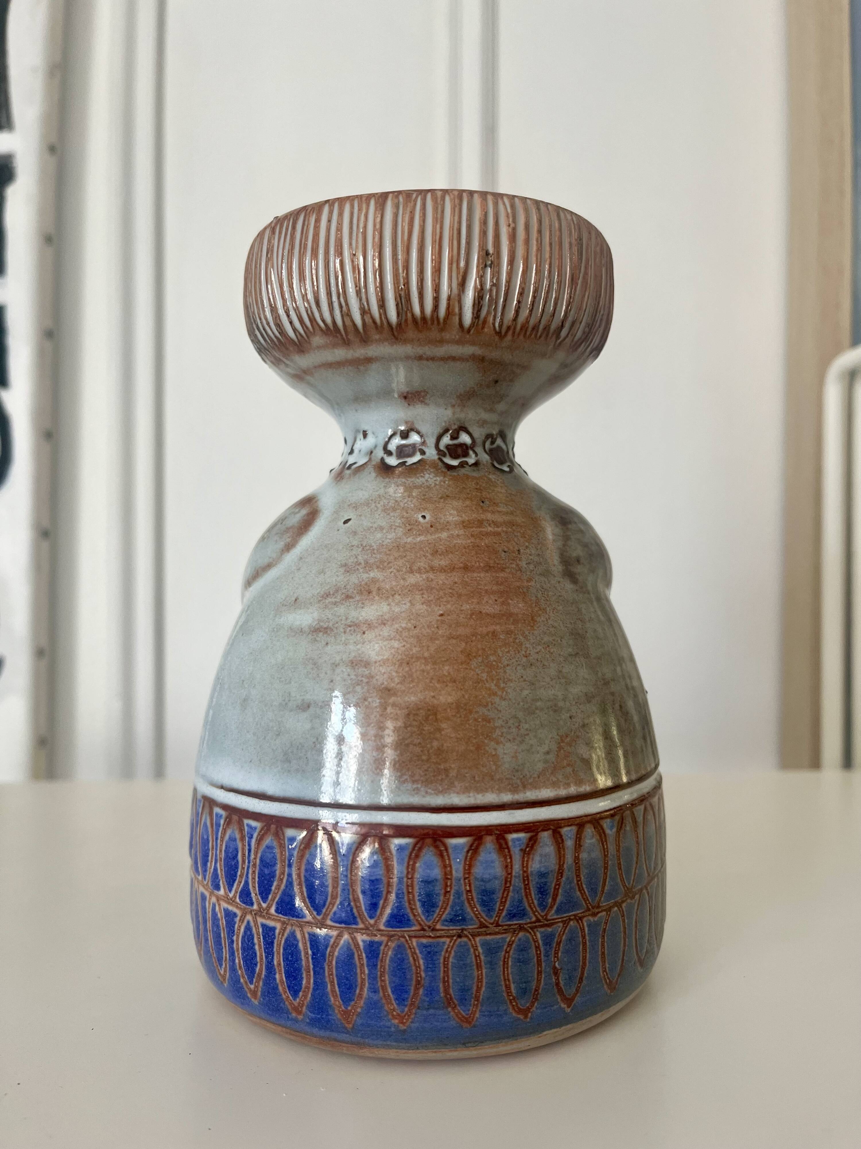 Vase anthropomorphe en céramique