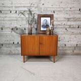 Vintage storage unit