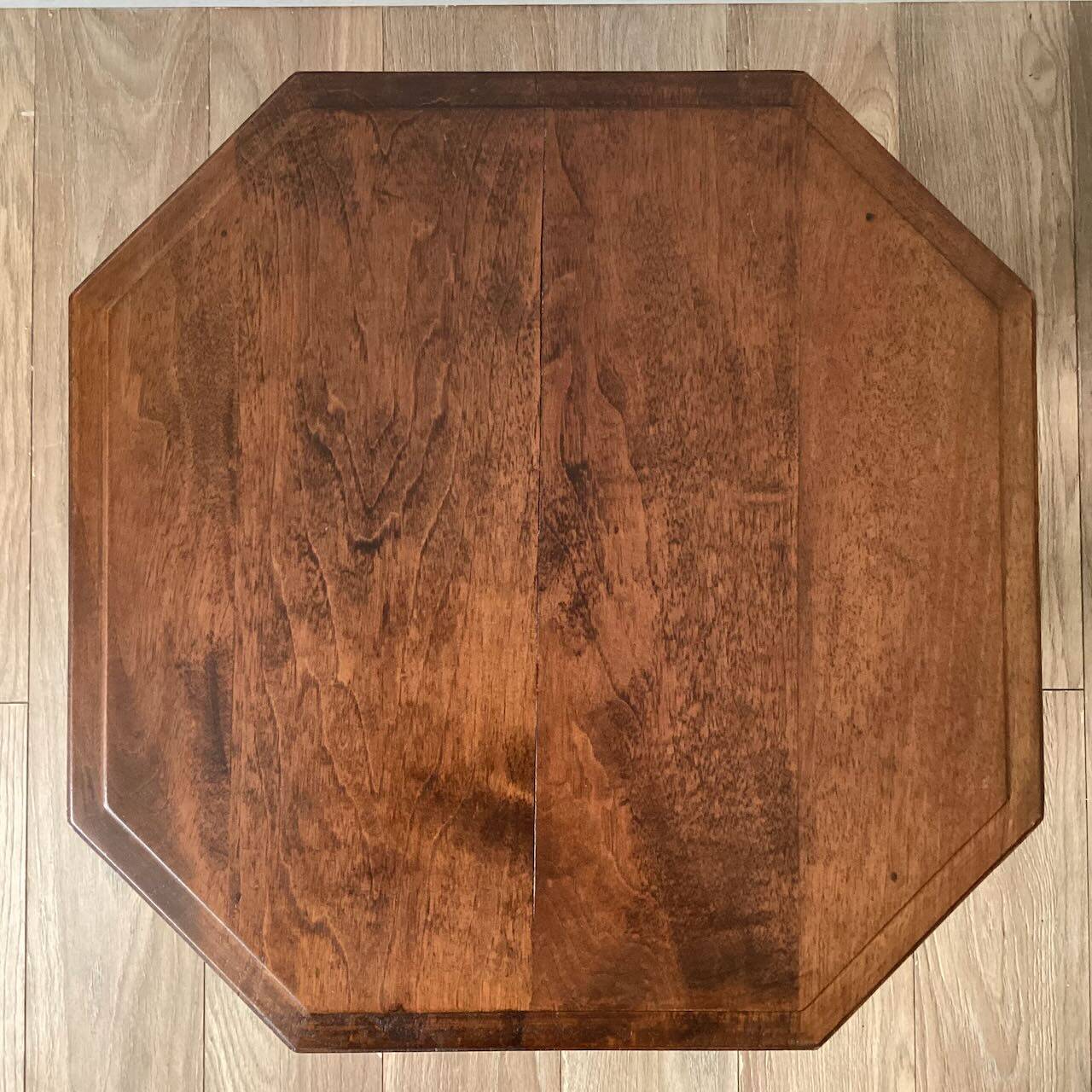 Art deco pedestal table