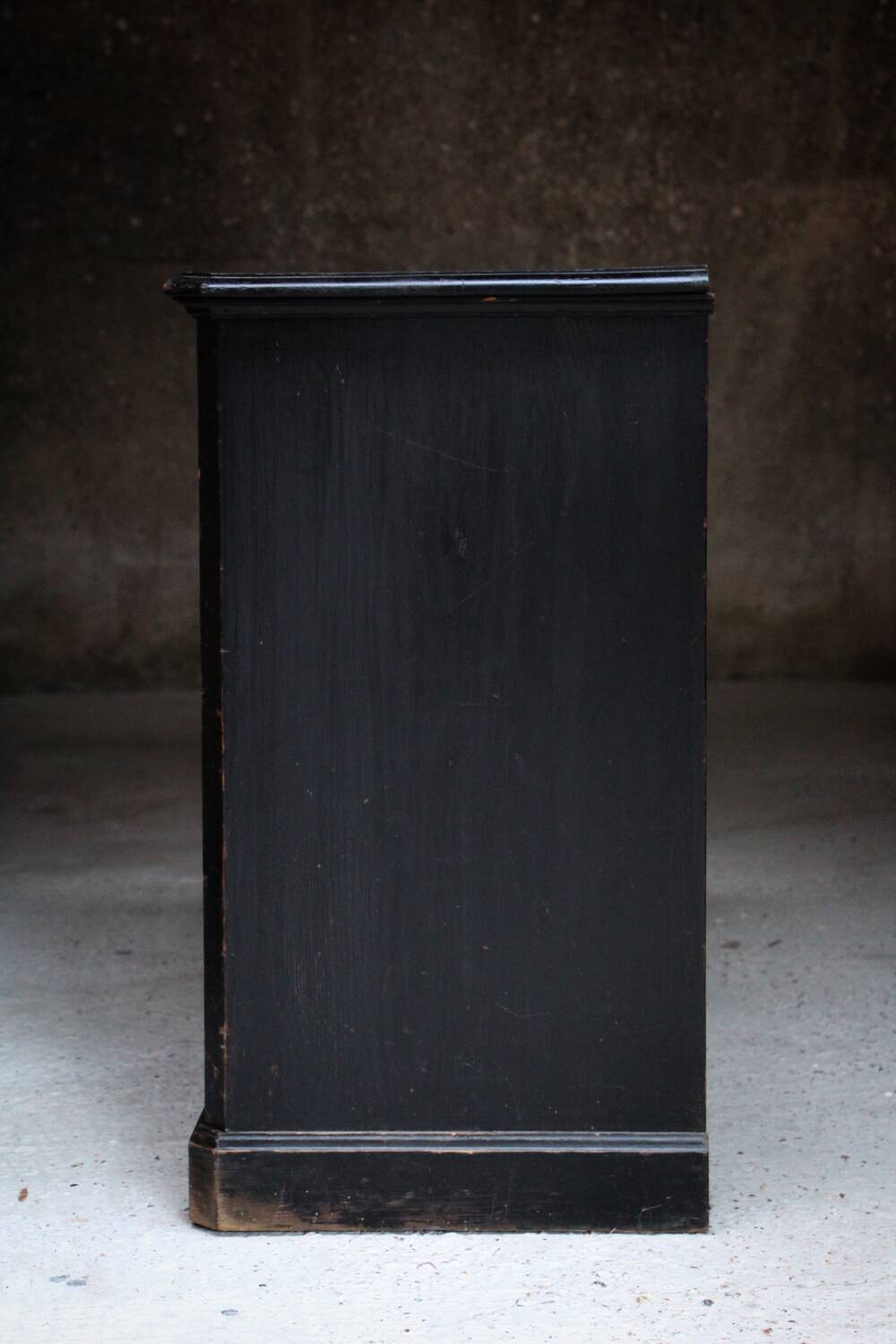 Blackened wood jam maker sideboard 19th Parisian style