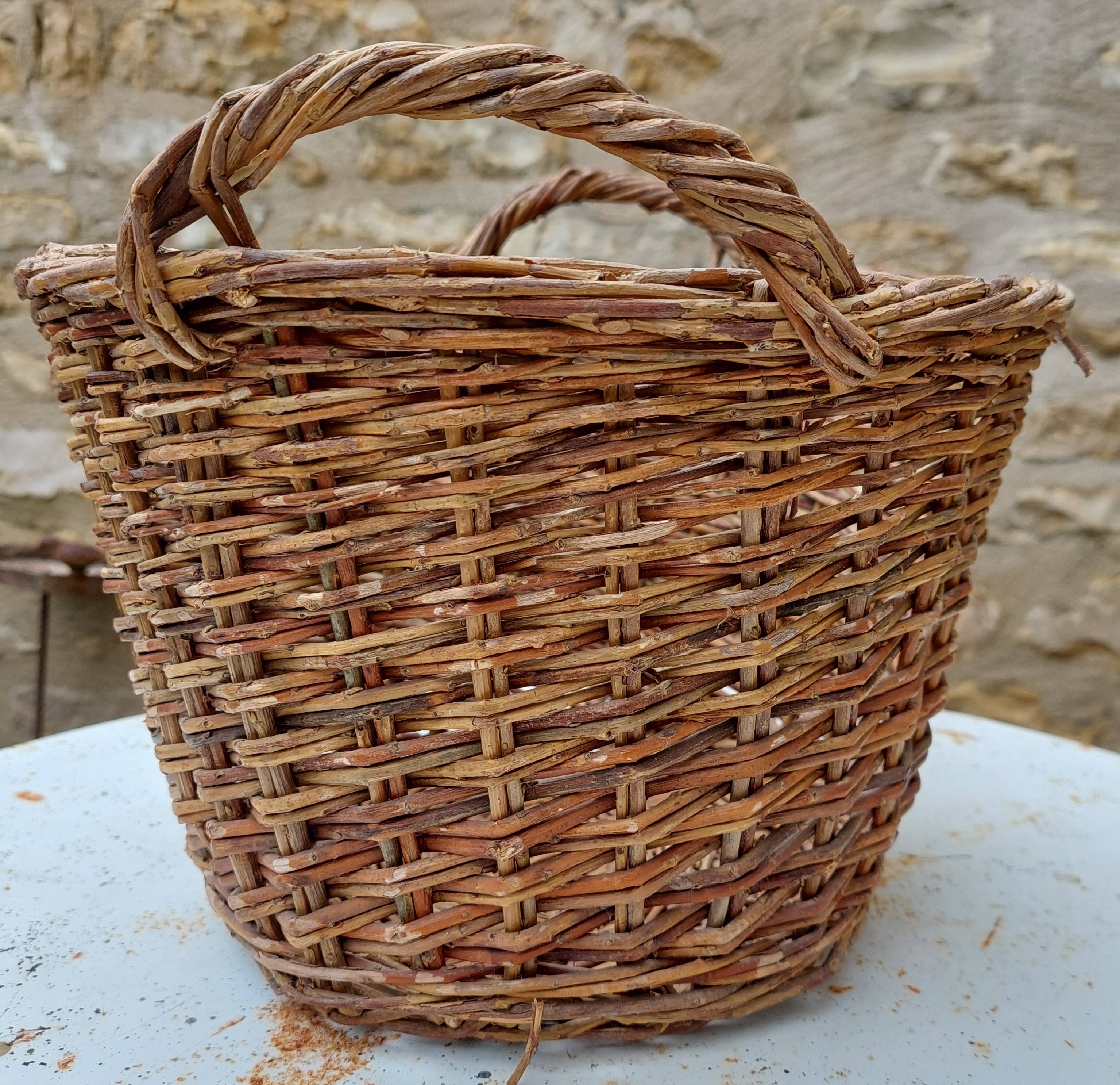 Vintage wicker basket 29 cm