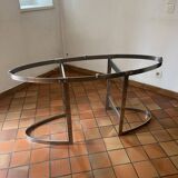 Oval table designed by Vittorio Introini, published by the Fratelli house.