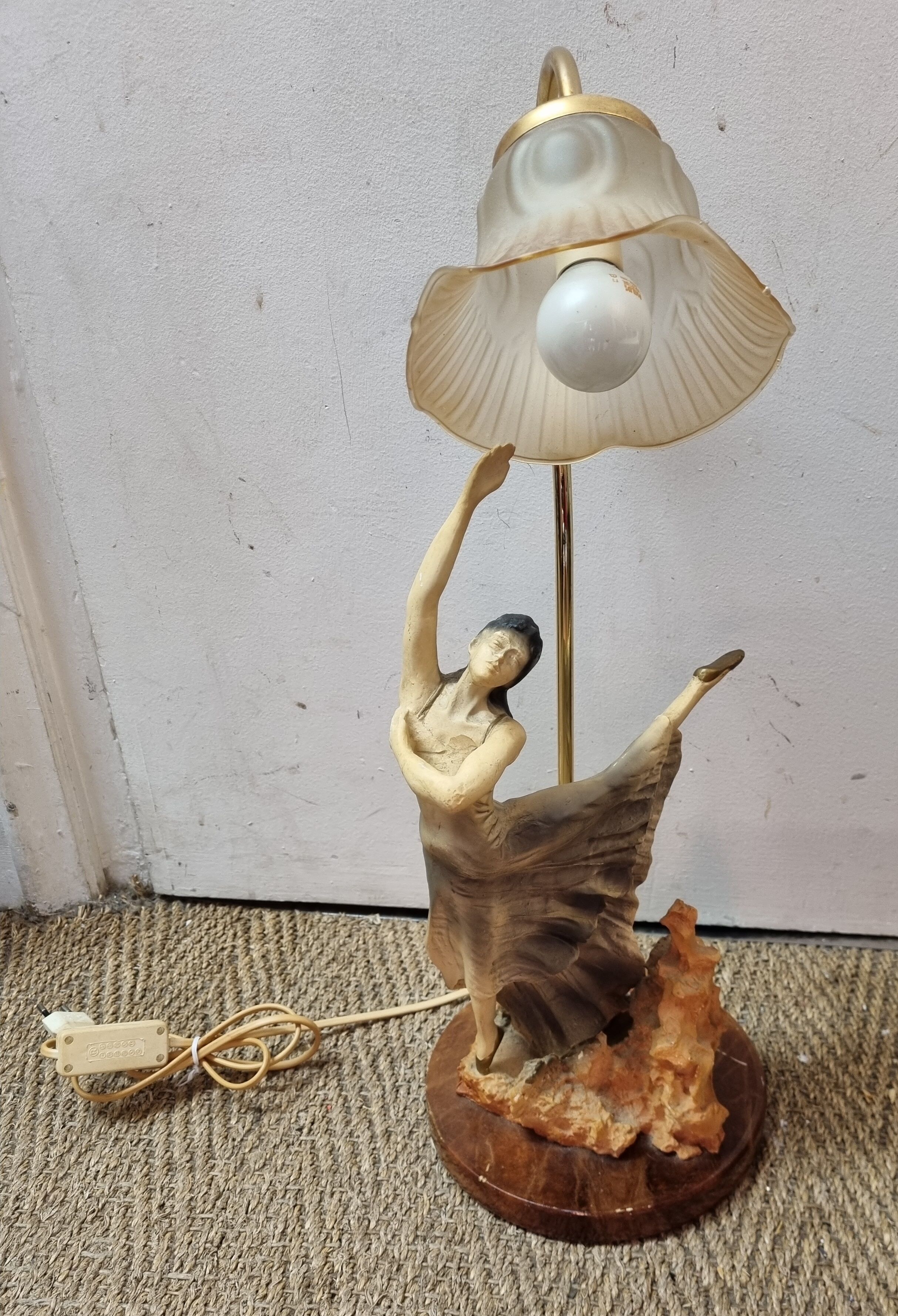 Tulip and marble dancing lamp from 1980