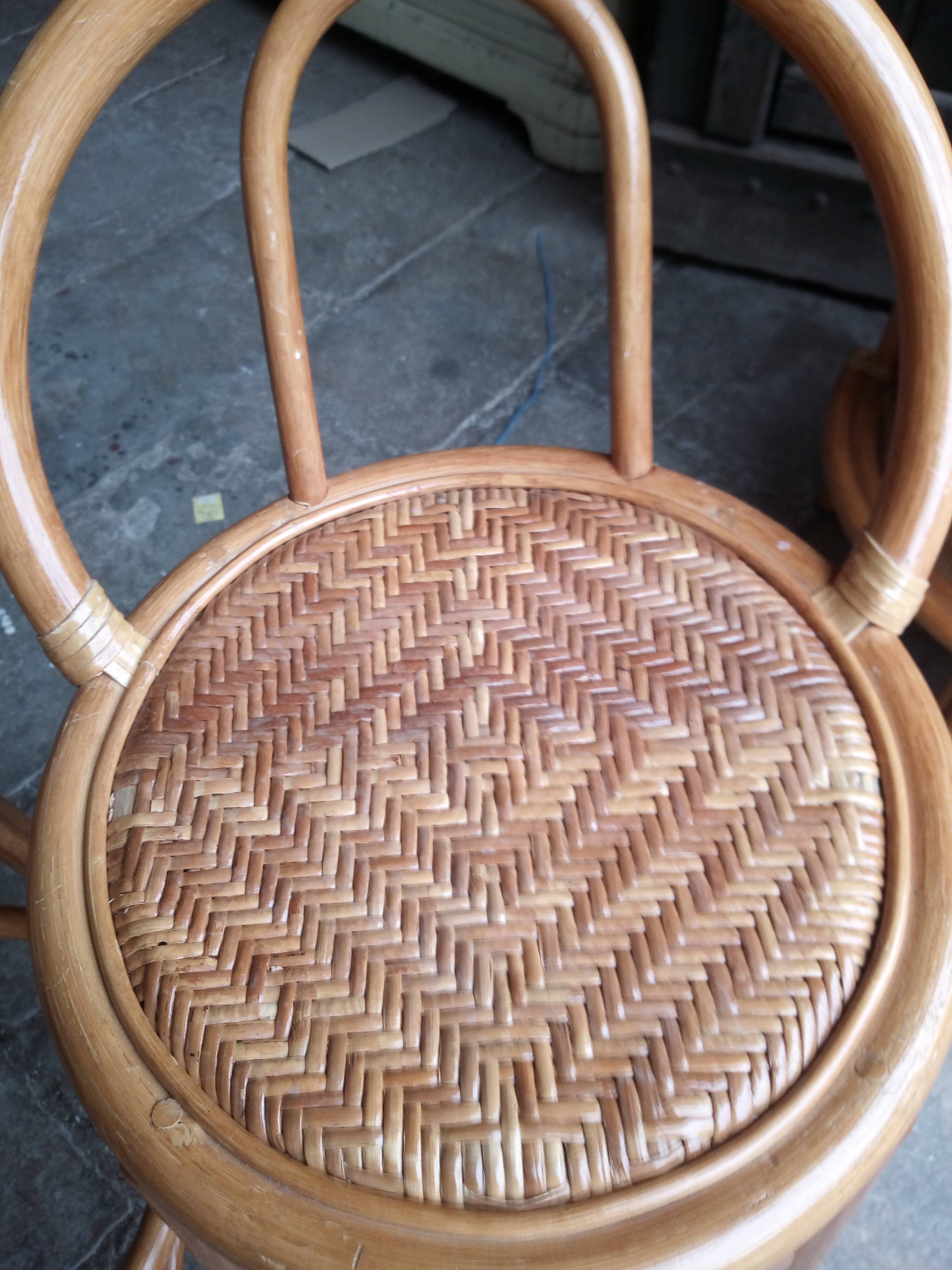 Rattan bar with two stools