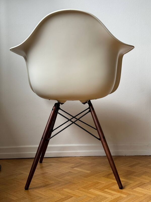 Fauteuil DAW Charles et Ray Eames edition Vitra