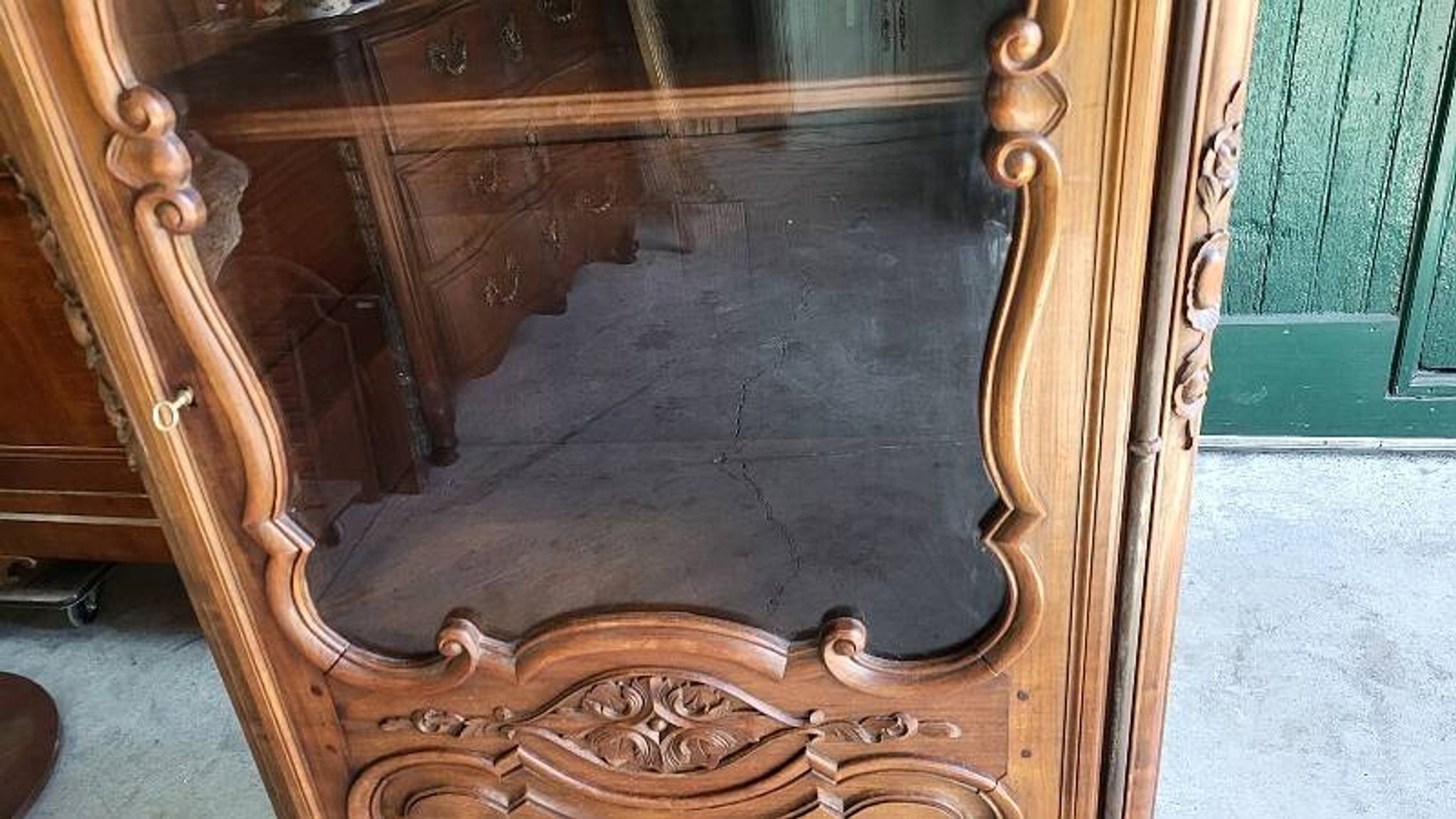 Vitrine style louis xv 1 porte en merisier
