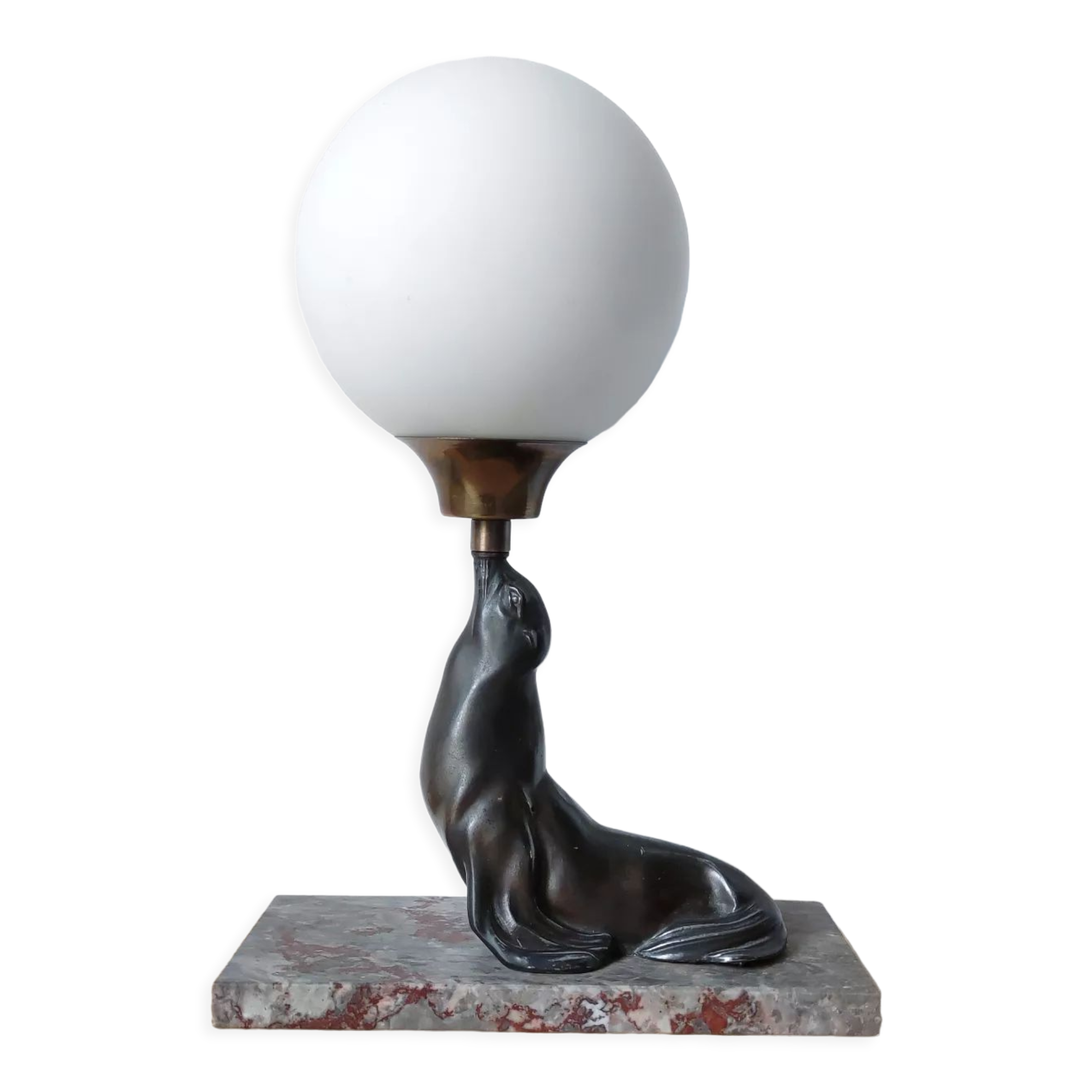 Art deco lamp sea lion