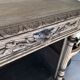 Buffet ancien sculpté et sablé