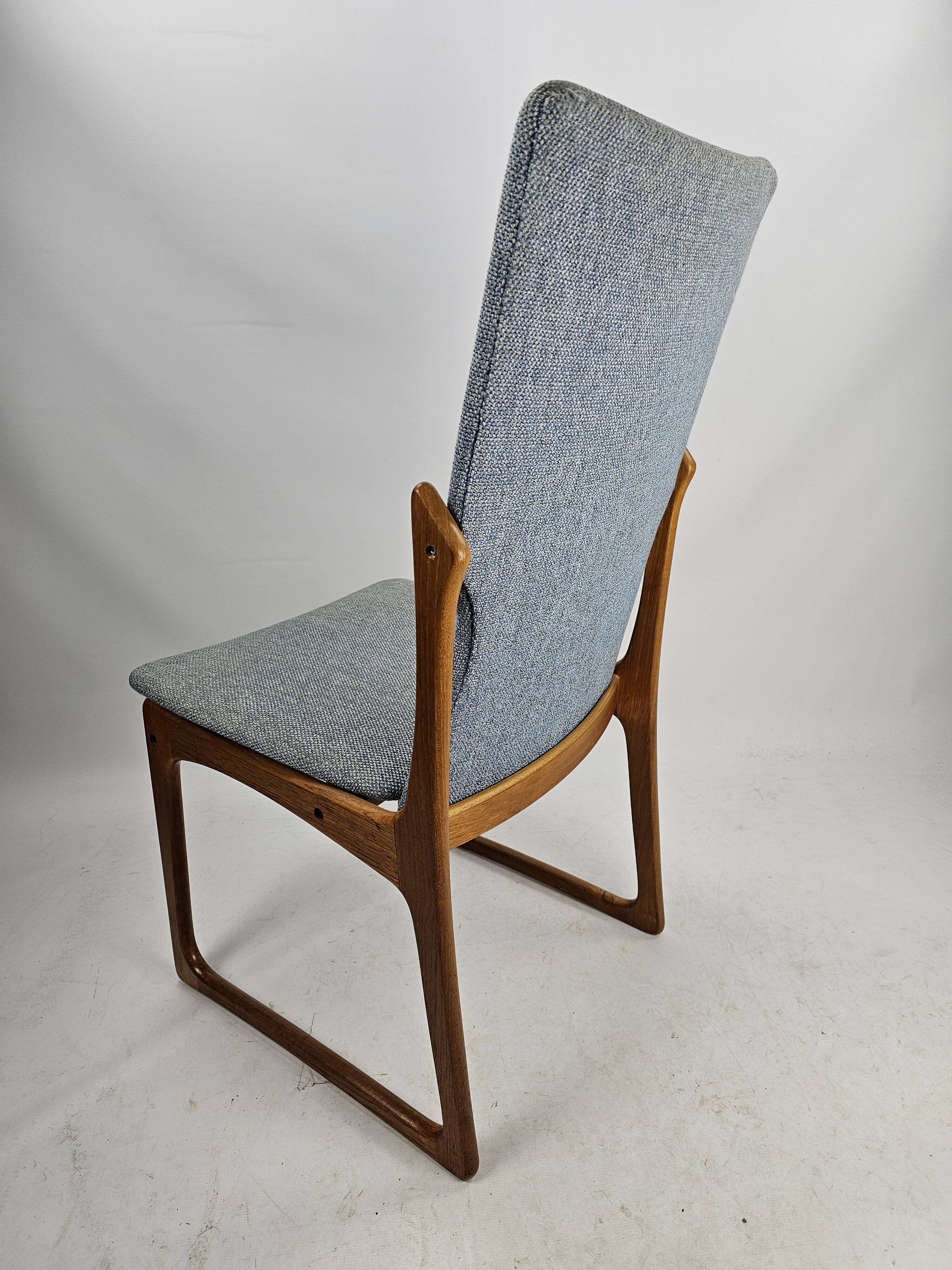 Set of 4 vintage solid wood chairs - Vamdrup 1960