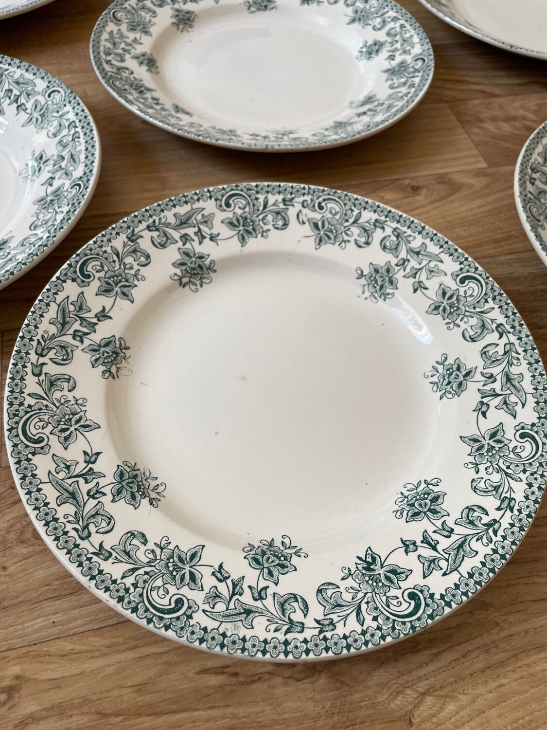 Flat faience plates from saint amand and hamage