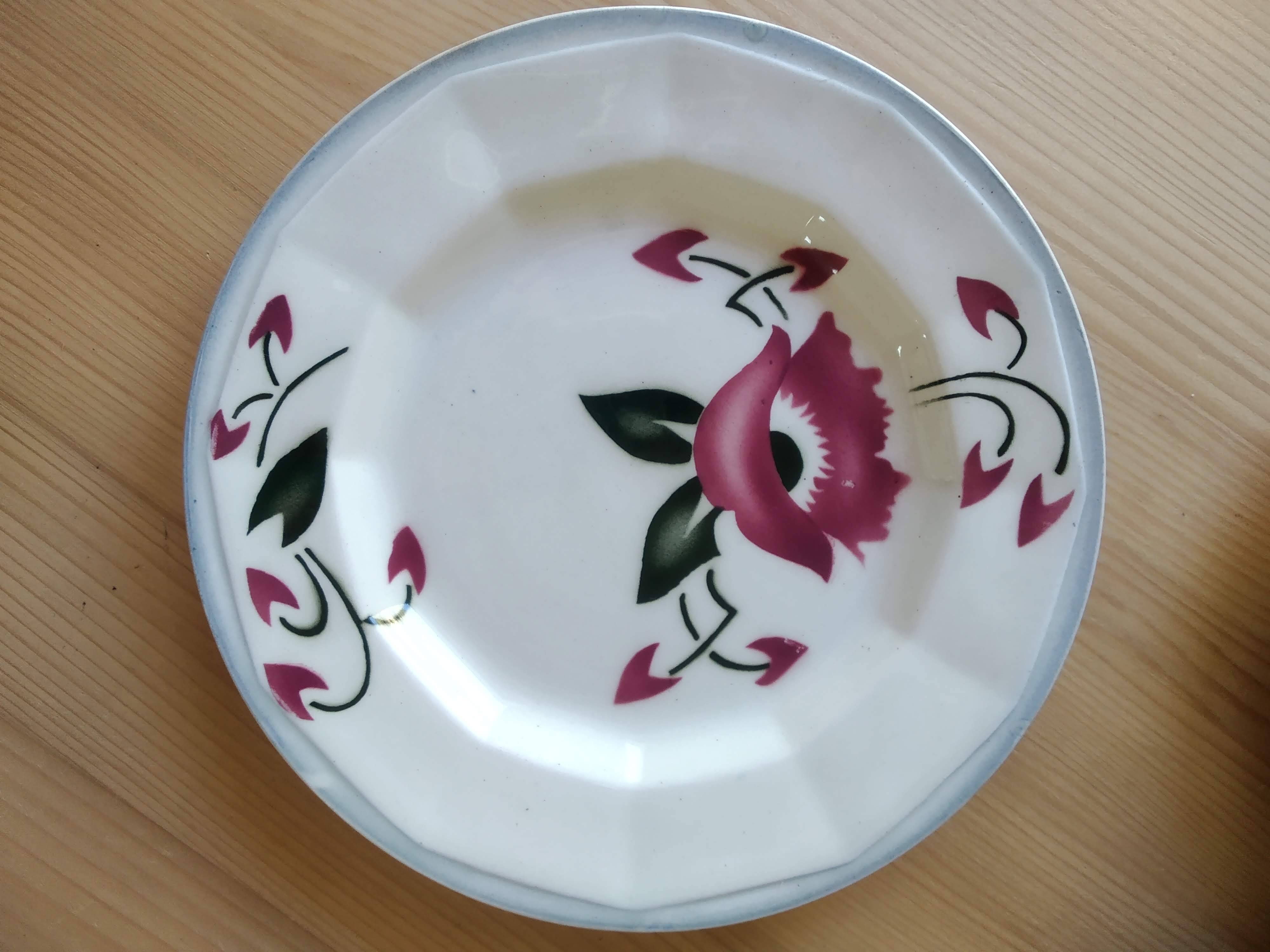 Lot de 6 assiettes à dessert faience Wasmuel -M.G