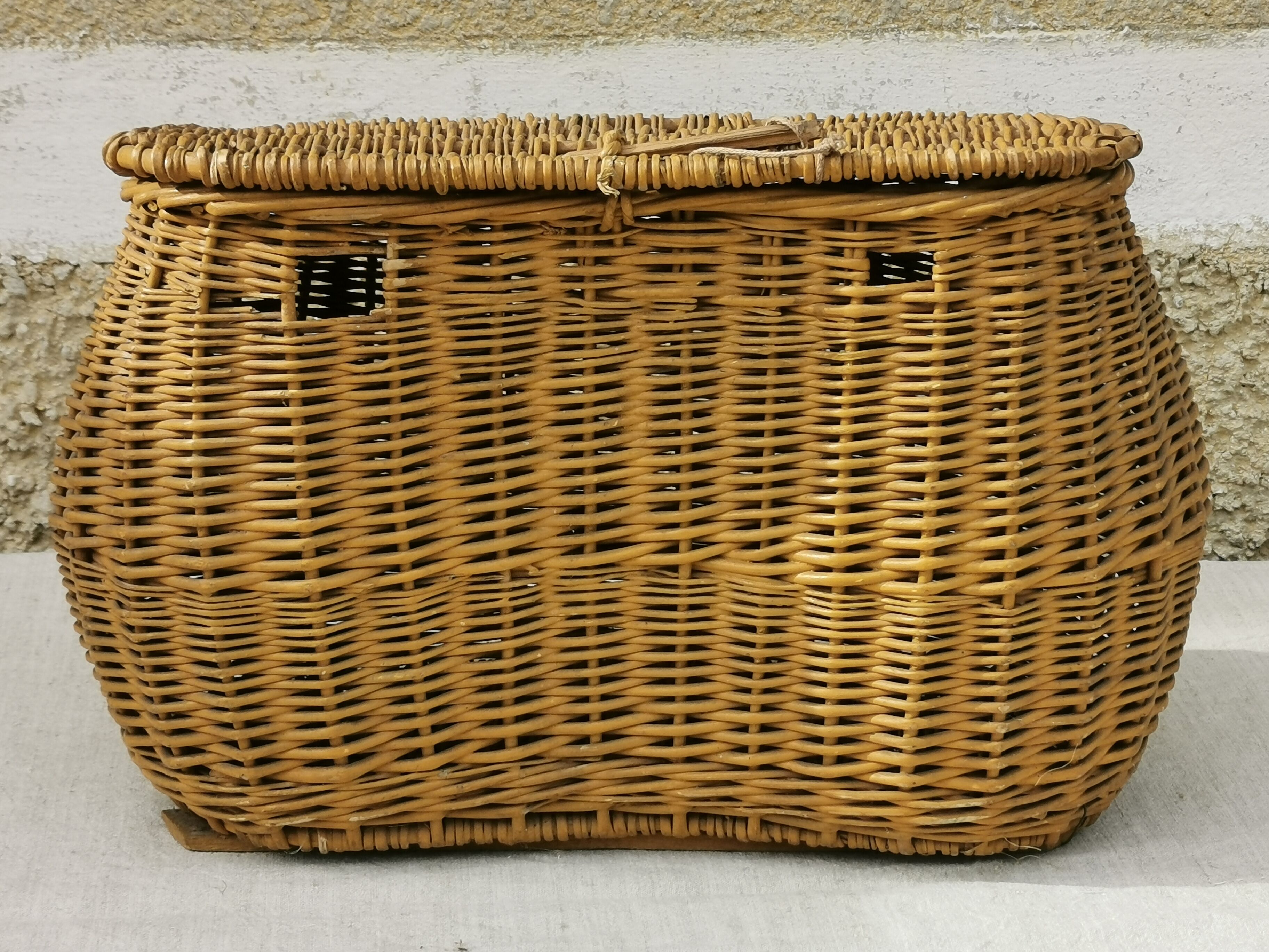 Panier vintage en rotin pour velo