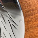 Vintage Canadian metal bowl with beaver decoration by Hoselton.