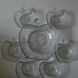 Fruit salad service (in the shape of an "Apple")